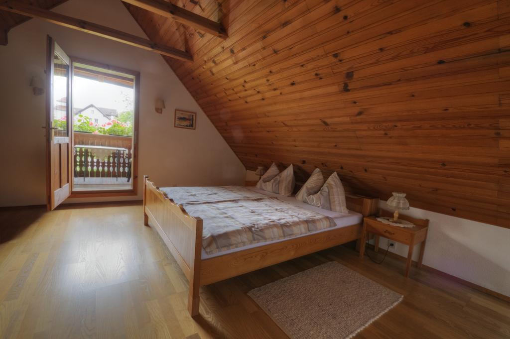 Ferienhaus Toff Schiefling am Wörthersee Zimmer foto